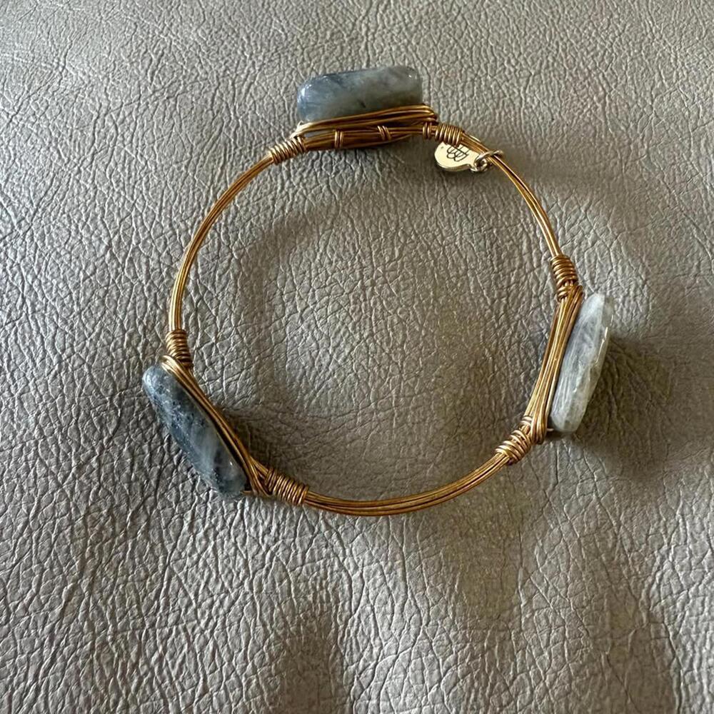 Bourbon & Boweties Gold Wire Bangle